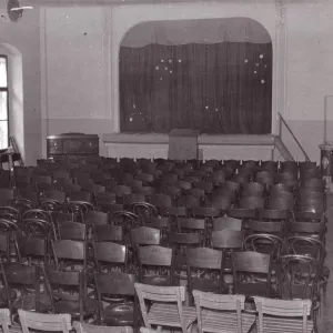 Fotoalbum mládeže z let 1940–41 — fotografie 14 z 30